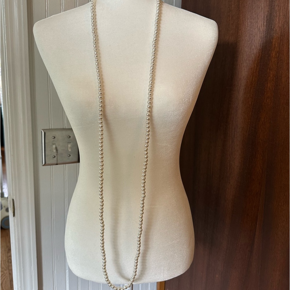 Faux Pearls : Handmade : Women’s necklace 🤎